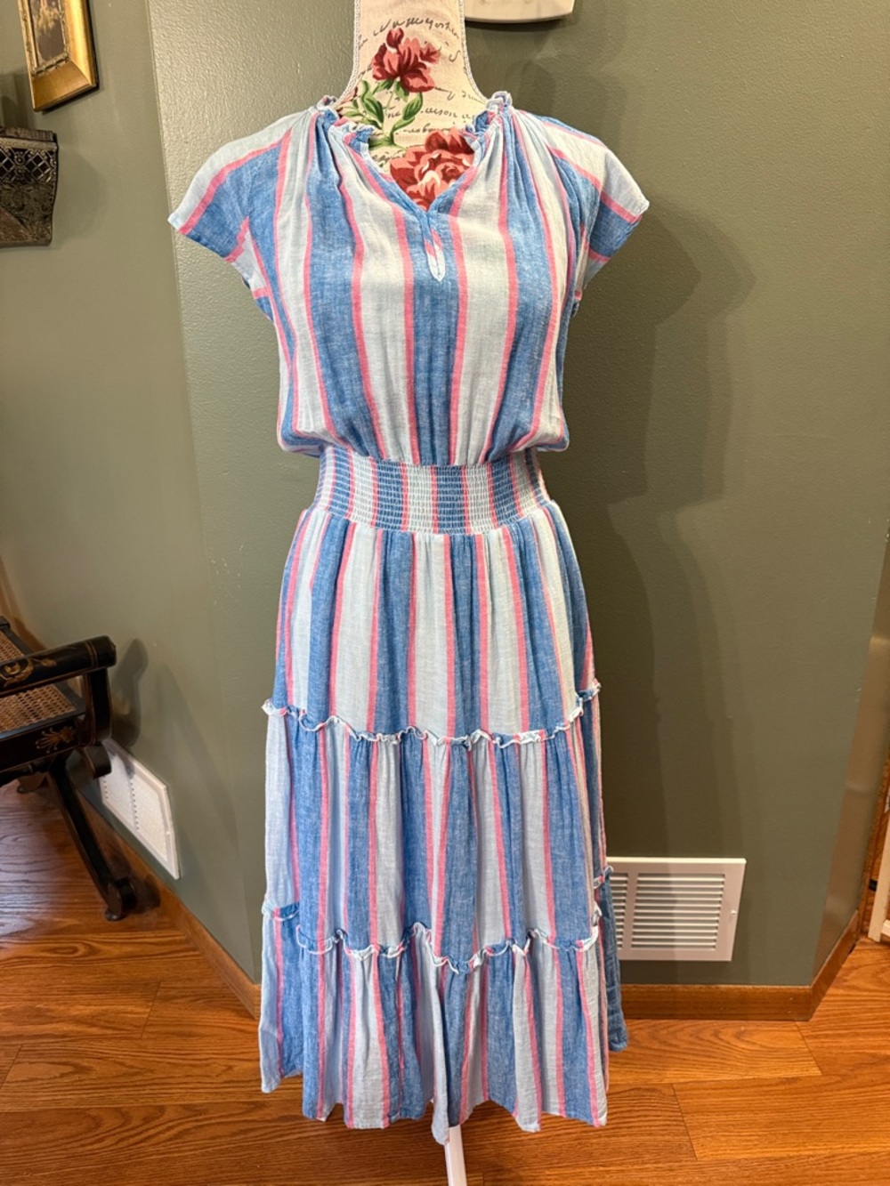 Rails Blue, Pink & White Amellia Kona Striped Tiered Maxi Dress size XS